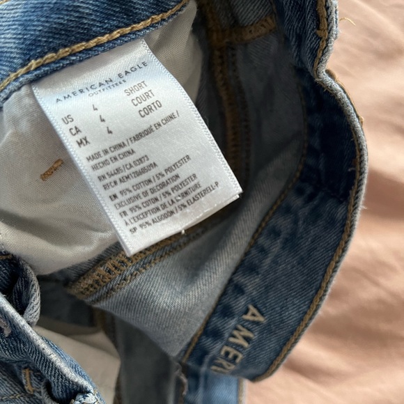 American Eagle Mom Jeans - Picture 4 of 4